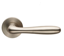Eurospec Peninsula Door Handles On Slim Fit 6mm Rose - Grade 304 Satin Stainless Steel