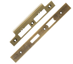 Eurospec Forend & Strike Pack For DLS DIN Euro Sash/Bathroom Lock, Antique Brass