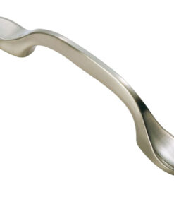 Fingertip Shaker Style Cabinet Pull Handle (76mm C/C), Satin Nickel