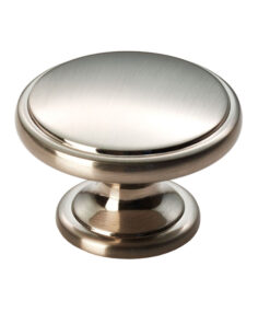 Fingertip Oxford Cupboard Knob, Satin Nickel