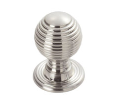 Fingertip Queen Anne Reeded Cupboard Knob (28mm OR 35mm), Polished Chrome