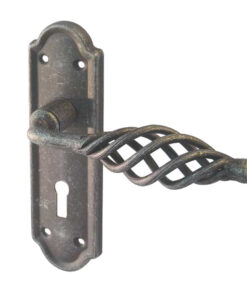 Cage Door Handles On Backplate