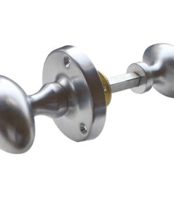Oval Rim Door Knob, Satin Chrome (sold in pairs)