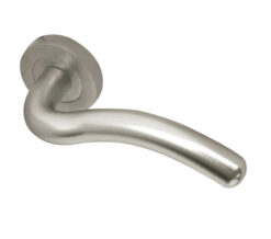 Paja Flow Door Handles On Round Rose