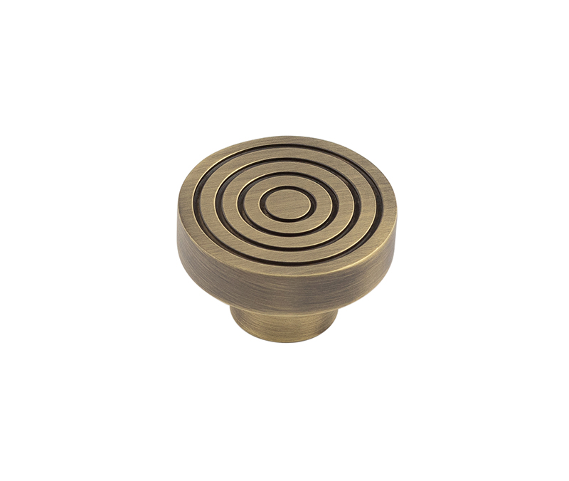 Frelan Hardware Hoxton Murray Reeded Cupboard Door Knob (40mm), Antique Brass - HOX1140AB