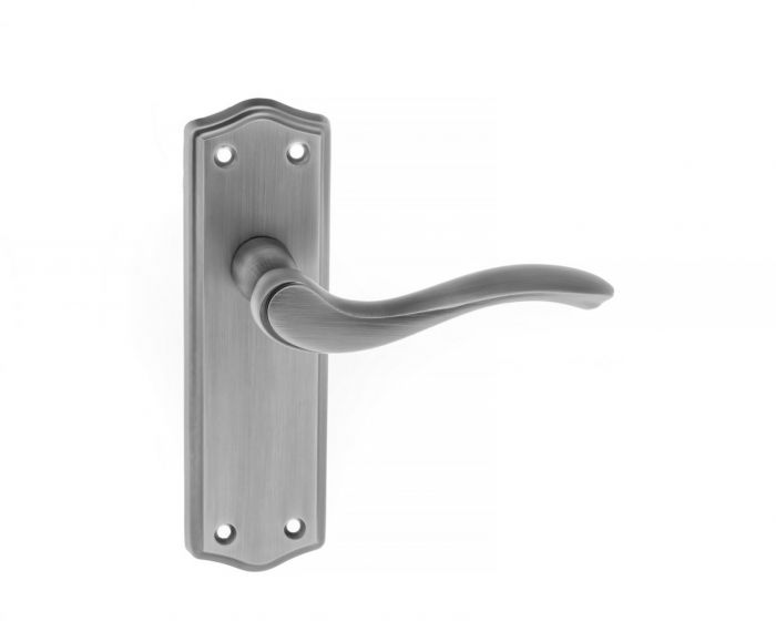 Atlantic Warwick Old English Door Handles On Backplate, Matt Gun Metal – OE178MBN (sold in pairs)