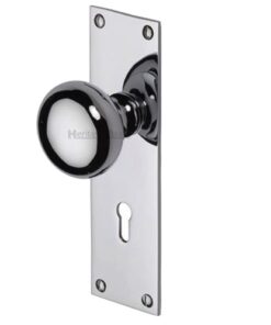 Heritage Brass Balmoral Low Profile Door Knobs On Backplate, Polished Chrome  (sold in pairs)