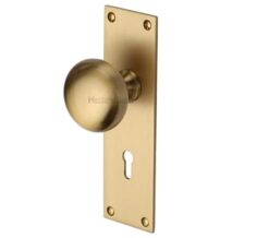 Heritage Brass Balmoral Low Profile Door Knobs On Backplate, Satin Brass  (sold in pairs)
