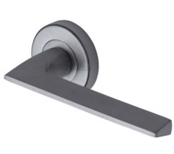 Heritage Brass Pyramid Satin Chrome Door Handles On Round Rose  (sold in pairs)