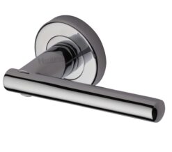 Heritage Brass Challenger Polished Chrome Door Handles On Round Rose   (sold in pairs)