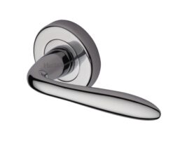 Heritage Brass Sutton Polished Chrome Door Handles On Round Rose   (sold in pairs)