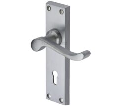Heritage Brass Bedford Satin Chrome Door Handles  (sold in pairs)